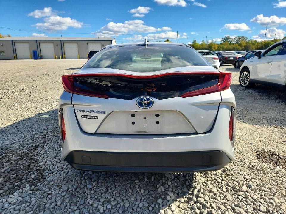 2017 TOYOTA PRIUS PRIME PREMIUM 6