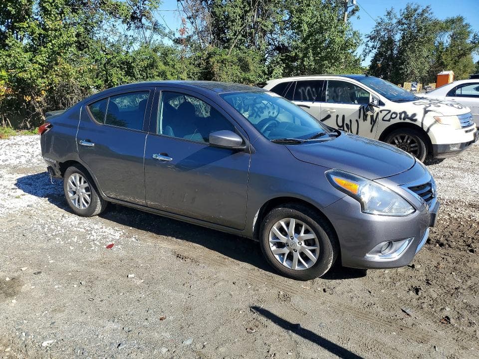 2018 NISSAN VERSA SV 4