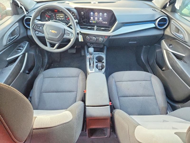 2025 CHEVROLET TRAX LS 8