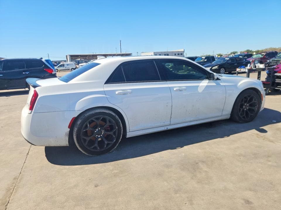 2018 CHRYSLER 300 S 3