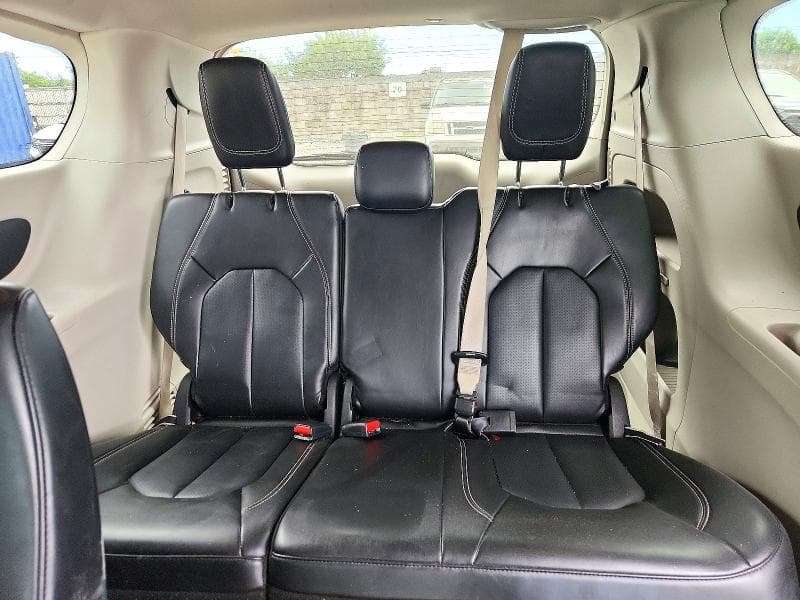 2024 CHRYSLER PACIFICA TOURING L 10