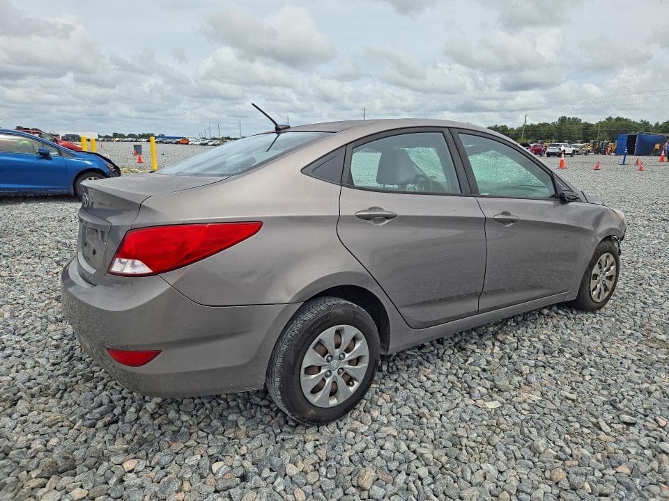 2017 HYUNDAI ACCENT SE 3