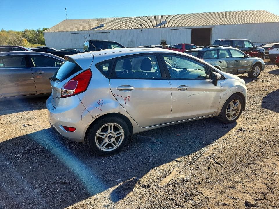 2018 FORD FIESTA SE 3