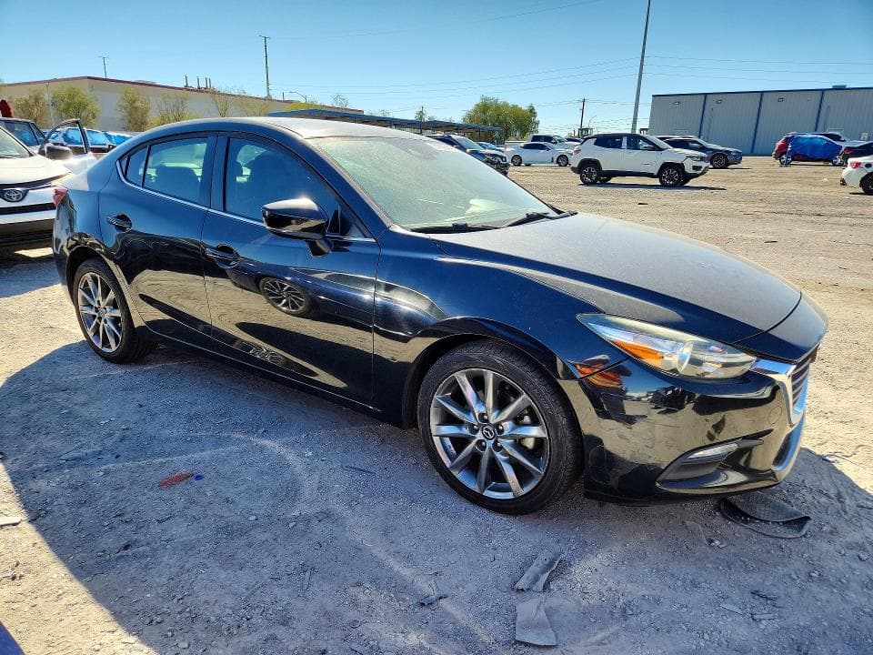 2018 MAZDA 3 TOURING 4