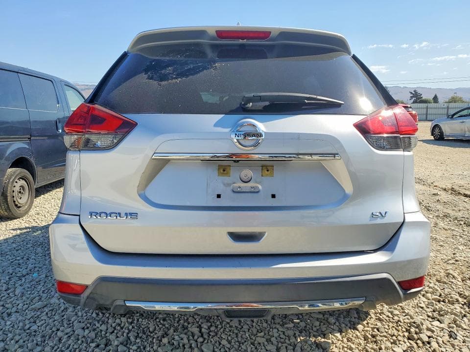 2017 NISSAN ROGUE SV 6