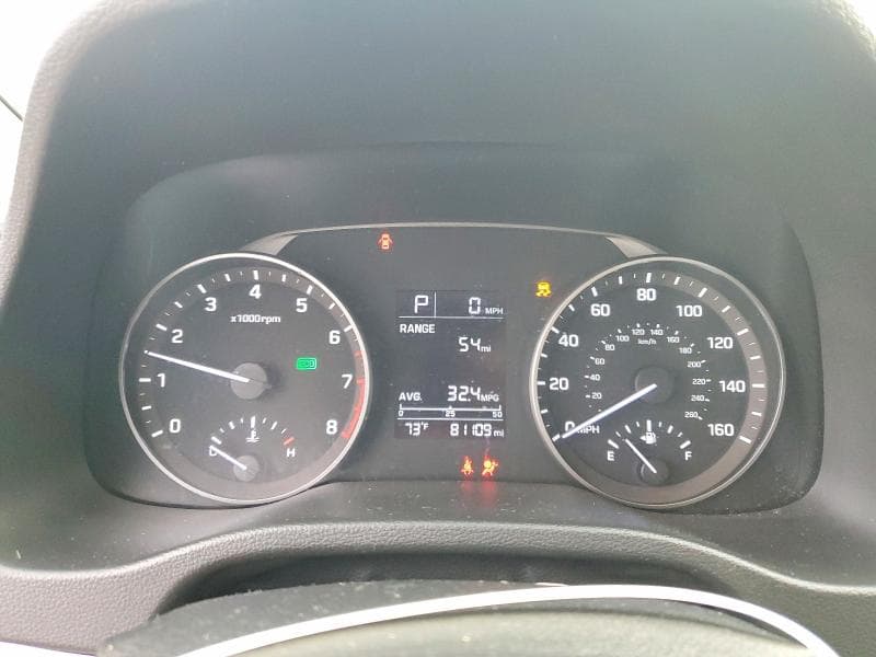 2017 HYUNDAI ELANTRA SE 9