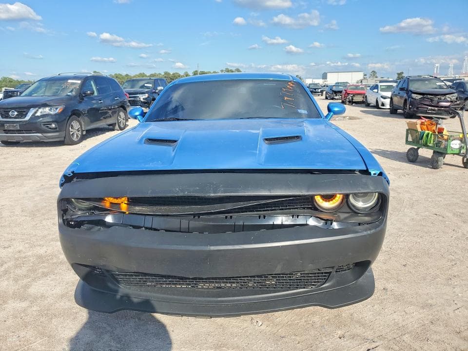 2019 DODGE CHALLENGER SXT 5