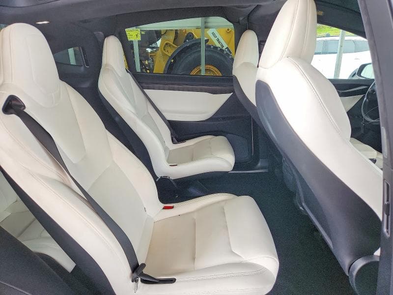 2021 TESLA MODEL X 11