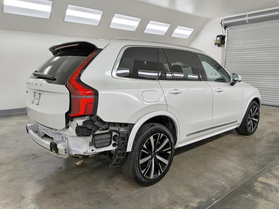 2025 VOLVO XC90 CORE 3