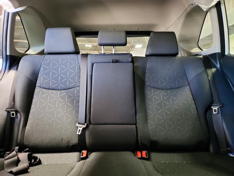 2024 TOYOTA RAV4 XLE 10