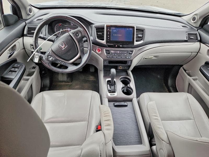 2017 HONDA PILOT EXL 8