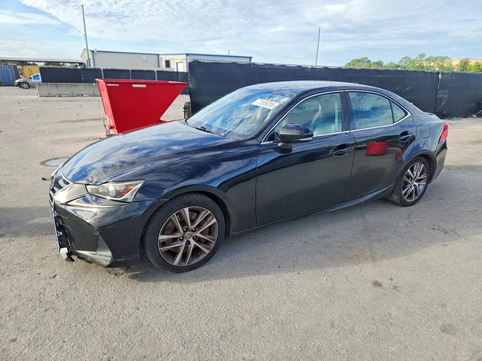 2018 LEXUS IS 300