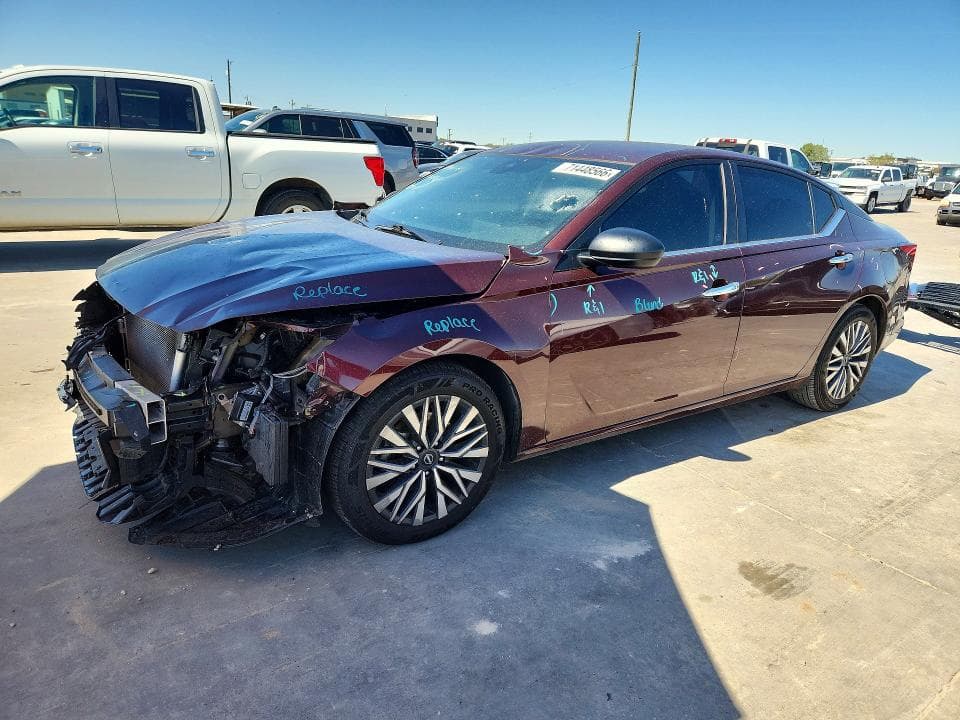 2024 NISSAN ALTIMA SV