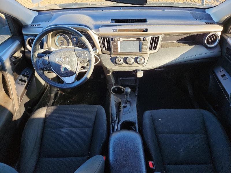2017 TOYOTA RAV4 LE 8