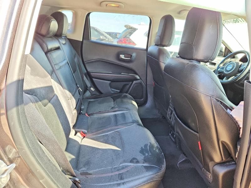 2018 JEEP COMPASS TRAILHAWK 11