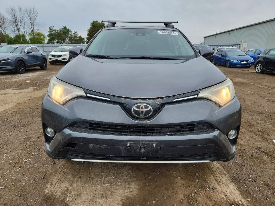 2018 TOYOTA RAV4 XLE 5