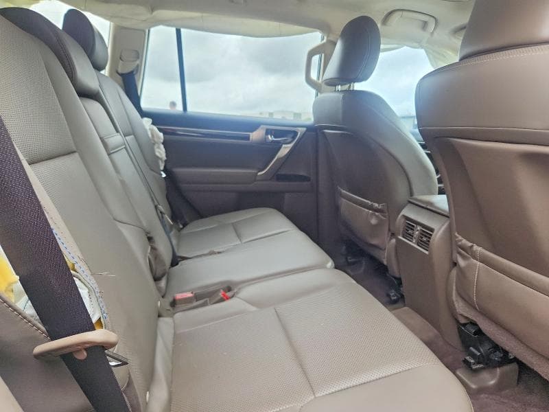 2018 LEXUS GX 460 11