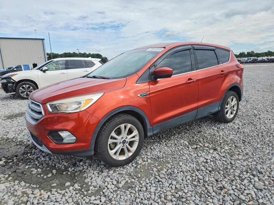 2019 FORD ESCAPE SE - 1