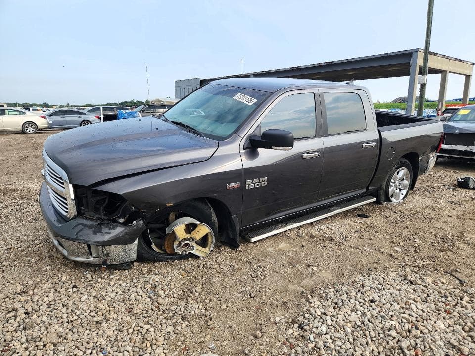 2018 RAM 1500 SLT