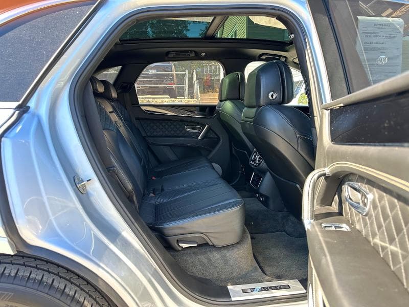 2017 BENTLEY BENTAYGA 5
