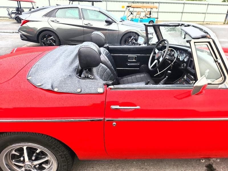 1975 MG MGB MK III 10