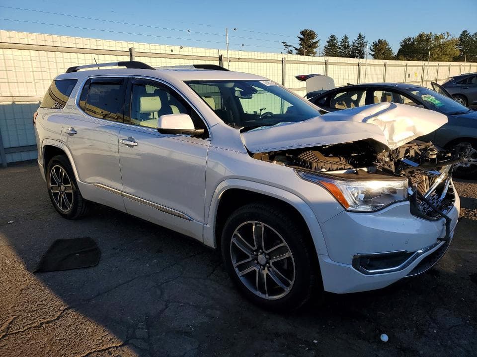 2017 GMC ACADIA DENALI 4
