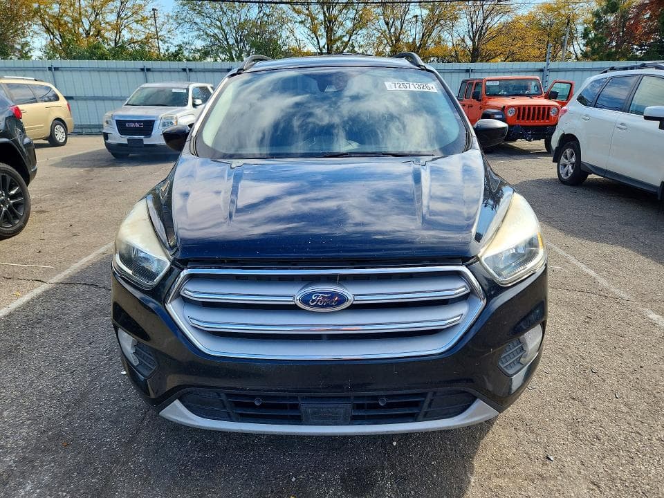 2018 FORD ESCAPE SE 5