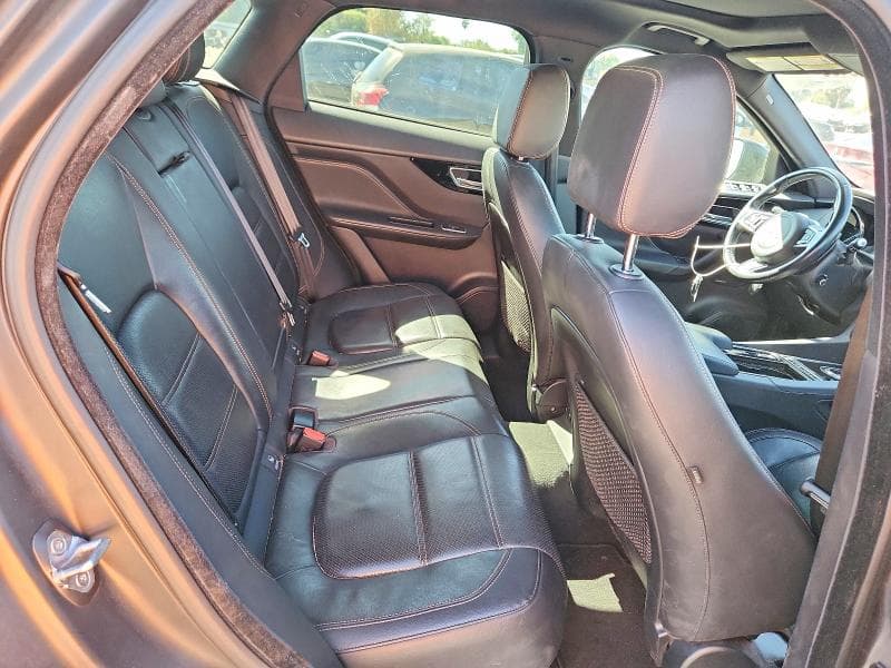 2018 JAGUAR F-PACE PRESTIGE 11