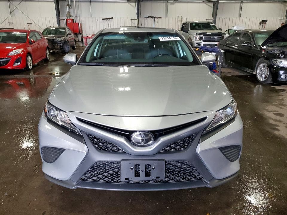 2020 TOYOTA CAMRY SE 5