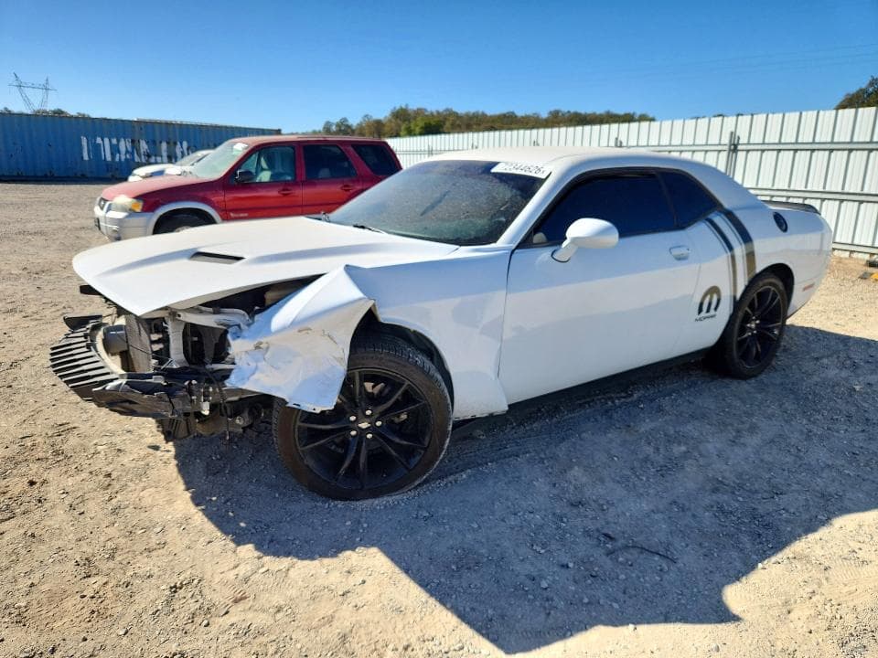 2018 DODGE CHALLENGER SXT