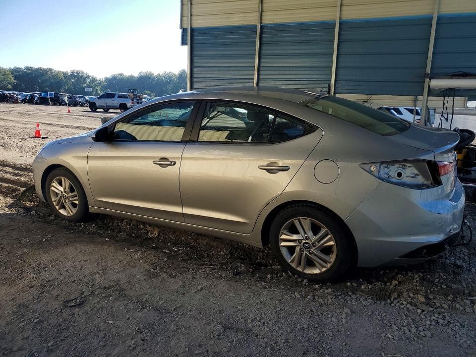 2020 HYUNDAI ELANTRA SEL 2