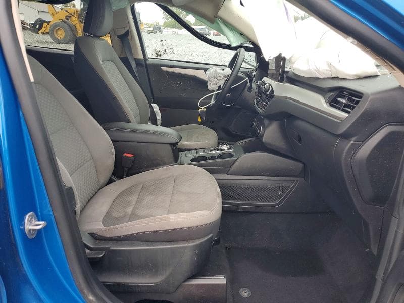 2020 FORD ESCAPE SE 7