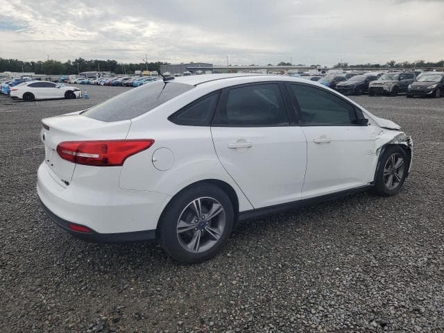 2018 FORD FOCUS SE 3