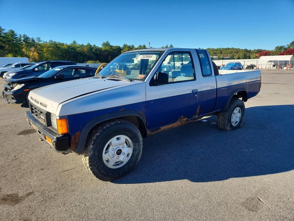 1986 NISSAN TRUCK DLX