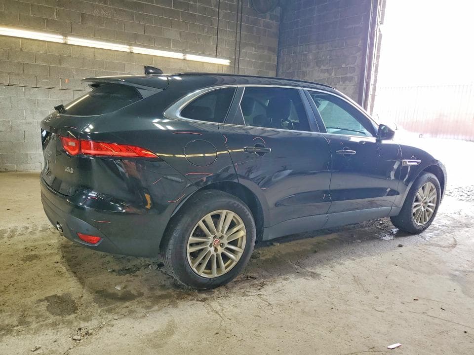 2017 JAGUAR F-PACE PRESTIGE 3