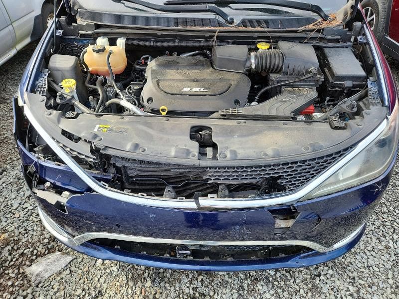 2018 CHRYSLER PACIFICA TOURING L PLUS 12