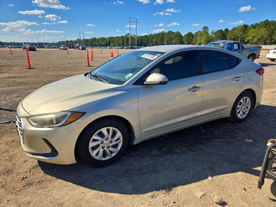 2017 HYUNDAI ELANTRA SE - 1