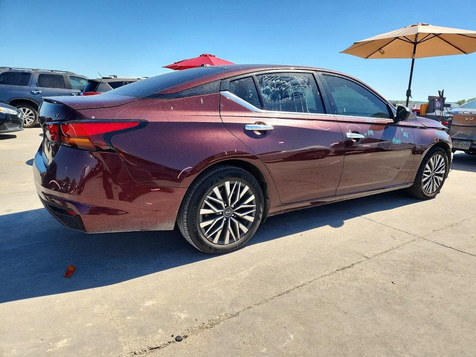 2024 NISSAN ALTIMA SV 3