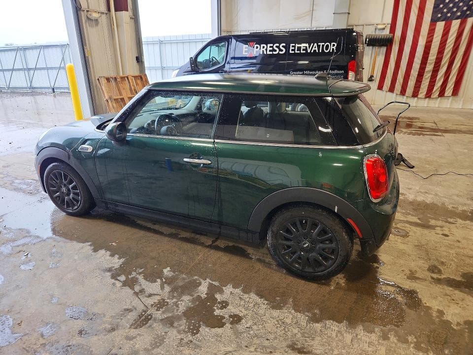 2018 MINI COOPER 2