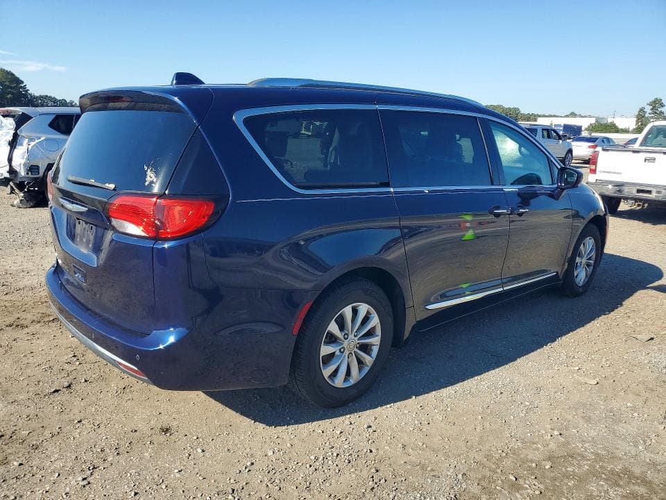 2018 CHRYSLER PACIFICA TOURING L PLUS 3