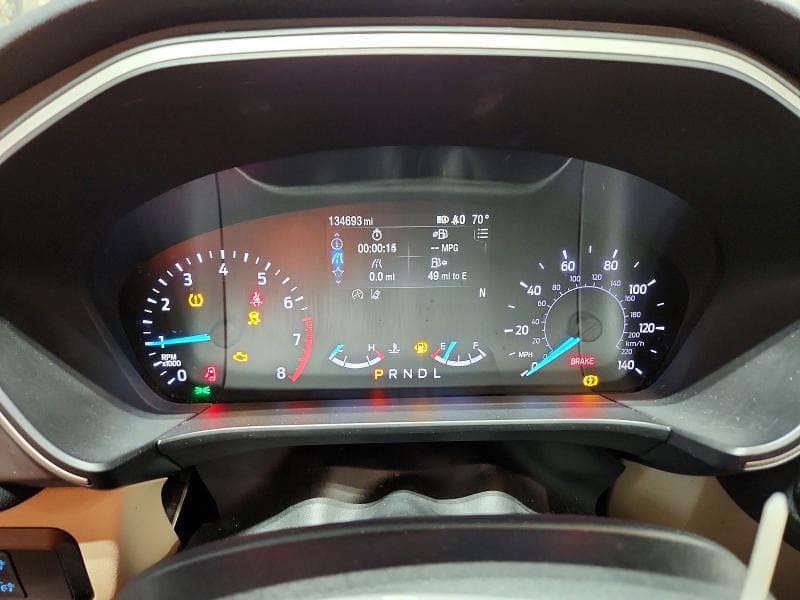 2020 FORD ESCAPE SEL 9