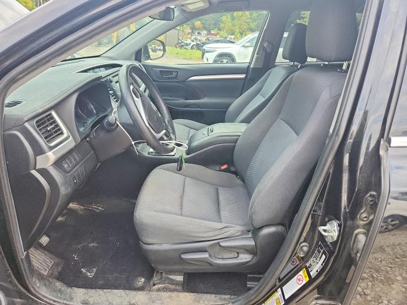 2019 TOYOTA HIGHLANDER HYBRID LE 7