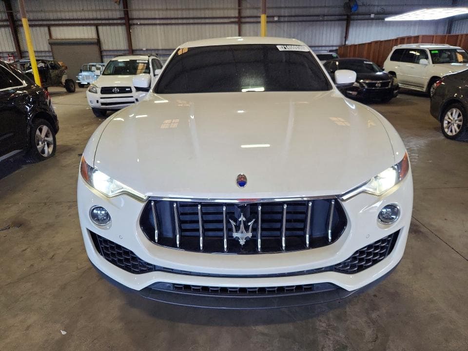 2018 MASERATI LEVANTE 5