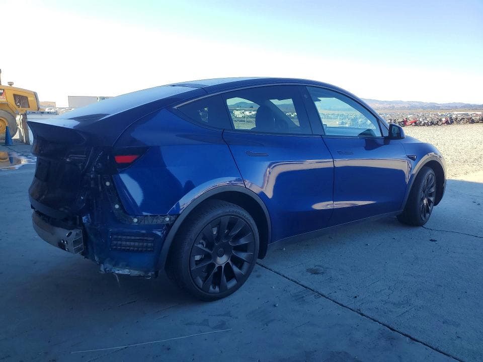 2023 TESLA MODEL Y 3