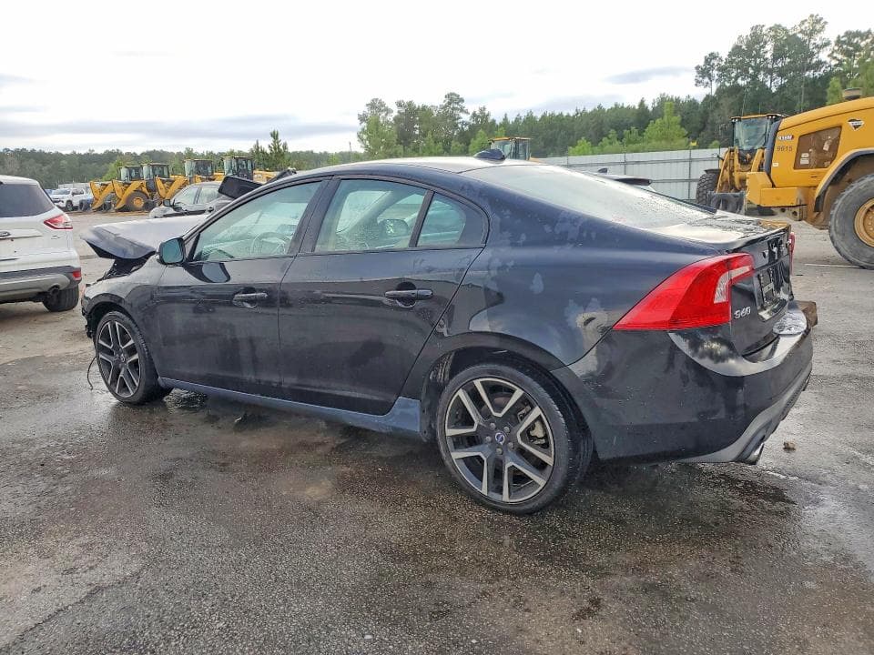 2017 VOLVO S60 2