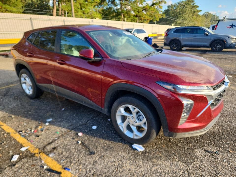 2025 CHEVROLET TRAX LS 4