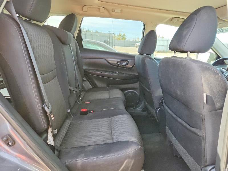 2017 NISSAN ROGUE SV 11