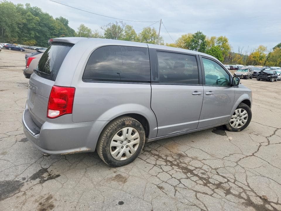 2018 DODGE GRAND CARAVAN SE 3