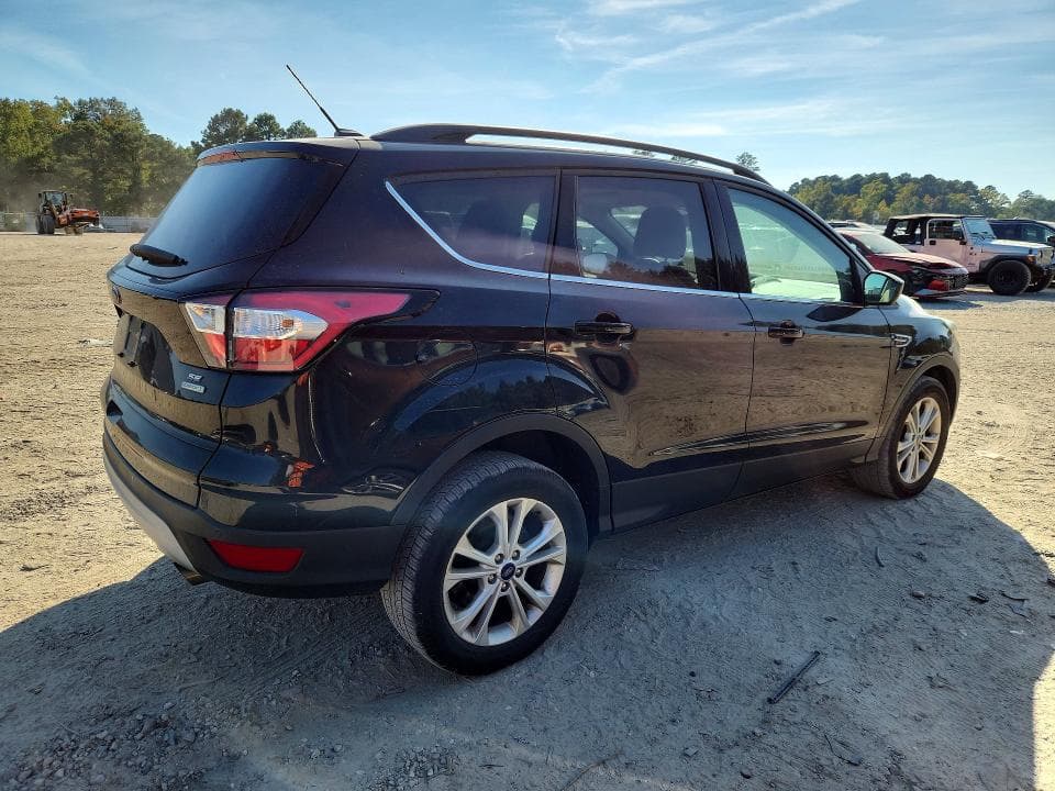 2017 FORD ESCAPE SE 3