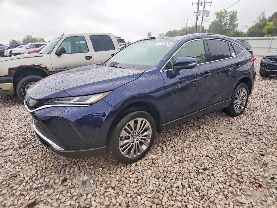 2022 TOYOTA VENZA XLE